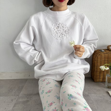 Vintage white cotton lace sweat