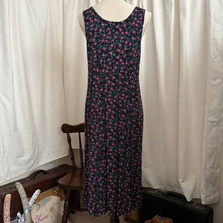 Vintage pink rose garden one-piece