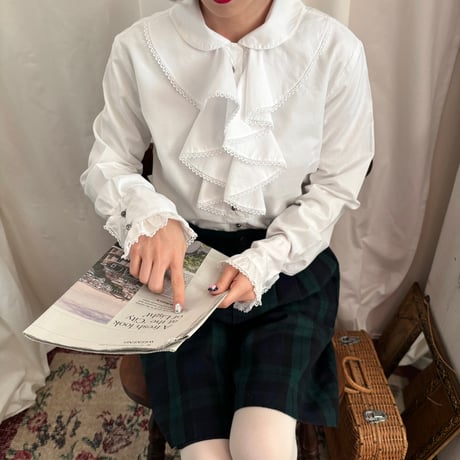 Vintage girly frill white blouse