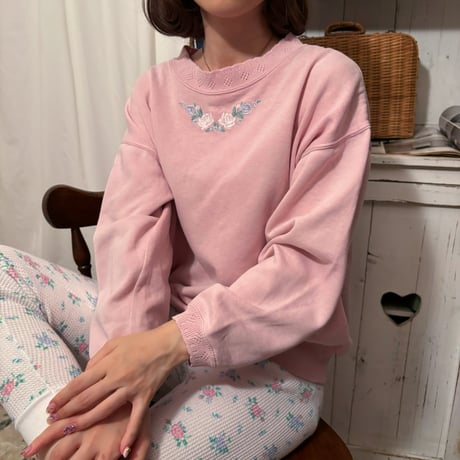 Vintage rose embroidery lace design sweat