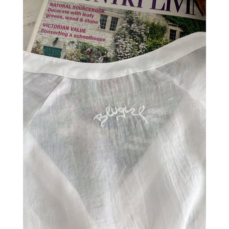 Vintage floral embroidery tops
