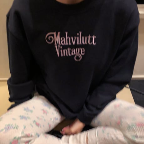 embroidery sweat navy
