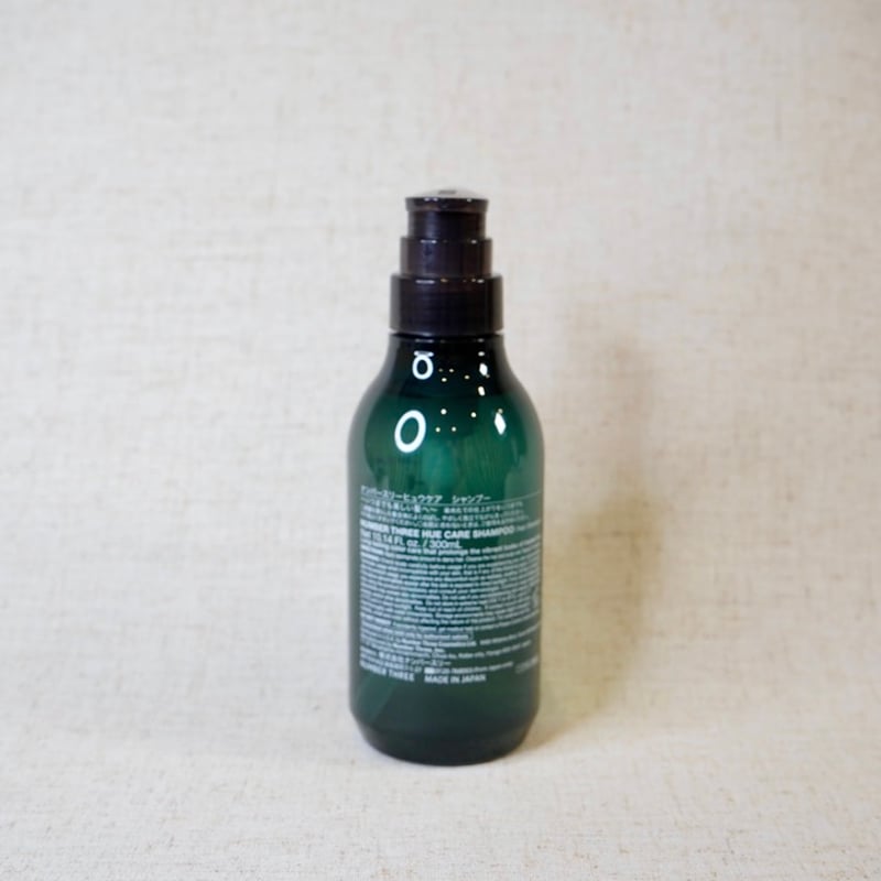 HUE care ヒュウケア リバイタライジング シャンプー 300mL | Eni