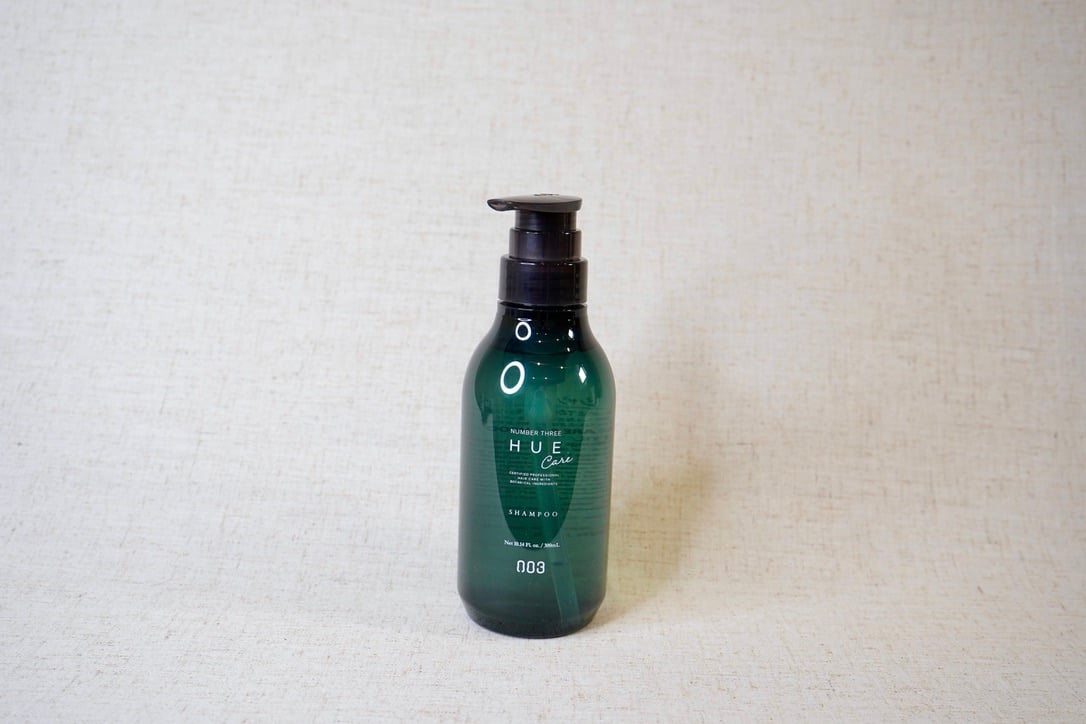 HUE care ヒュウケア リバイタライジング シャンプー 300mL