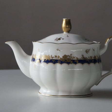  SARAH 置時計 ボーンチャイナ Amazon.co.jp: Noritake ノリタケ 置時計 縦:約8.5cm・横:約8.5