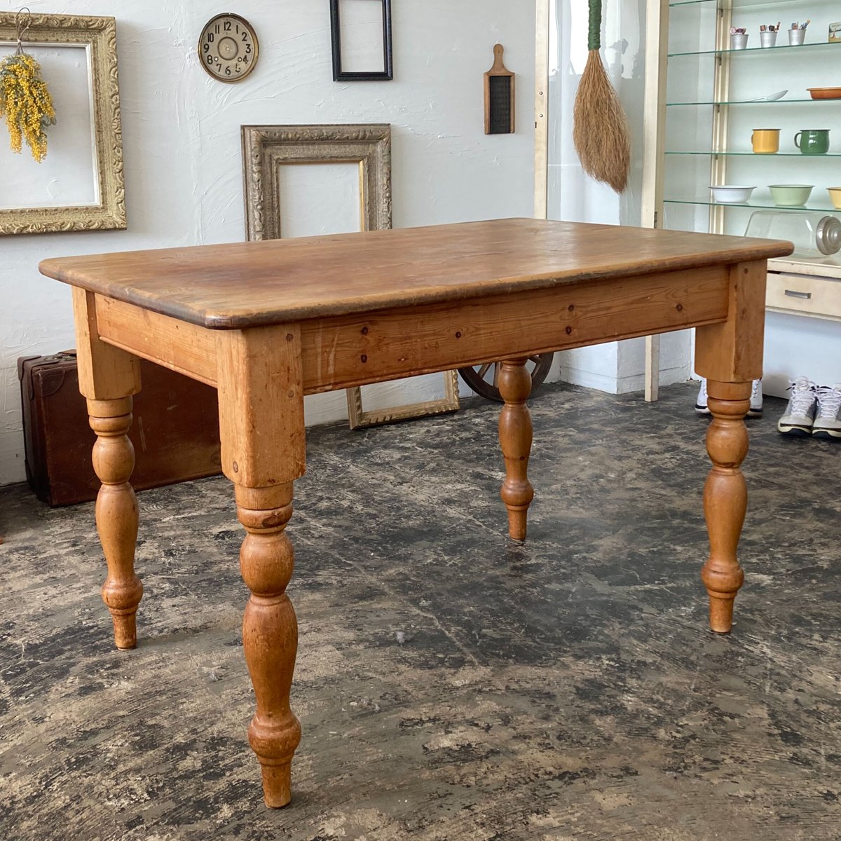 ダイニングテーブル　パイン 展示中】白金店NEWパインダイニングテーブル|オリジナル家具商