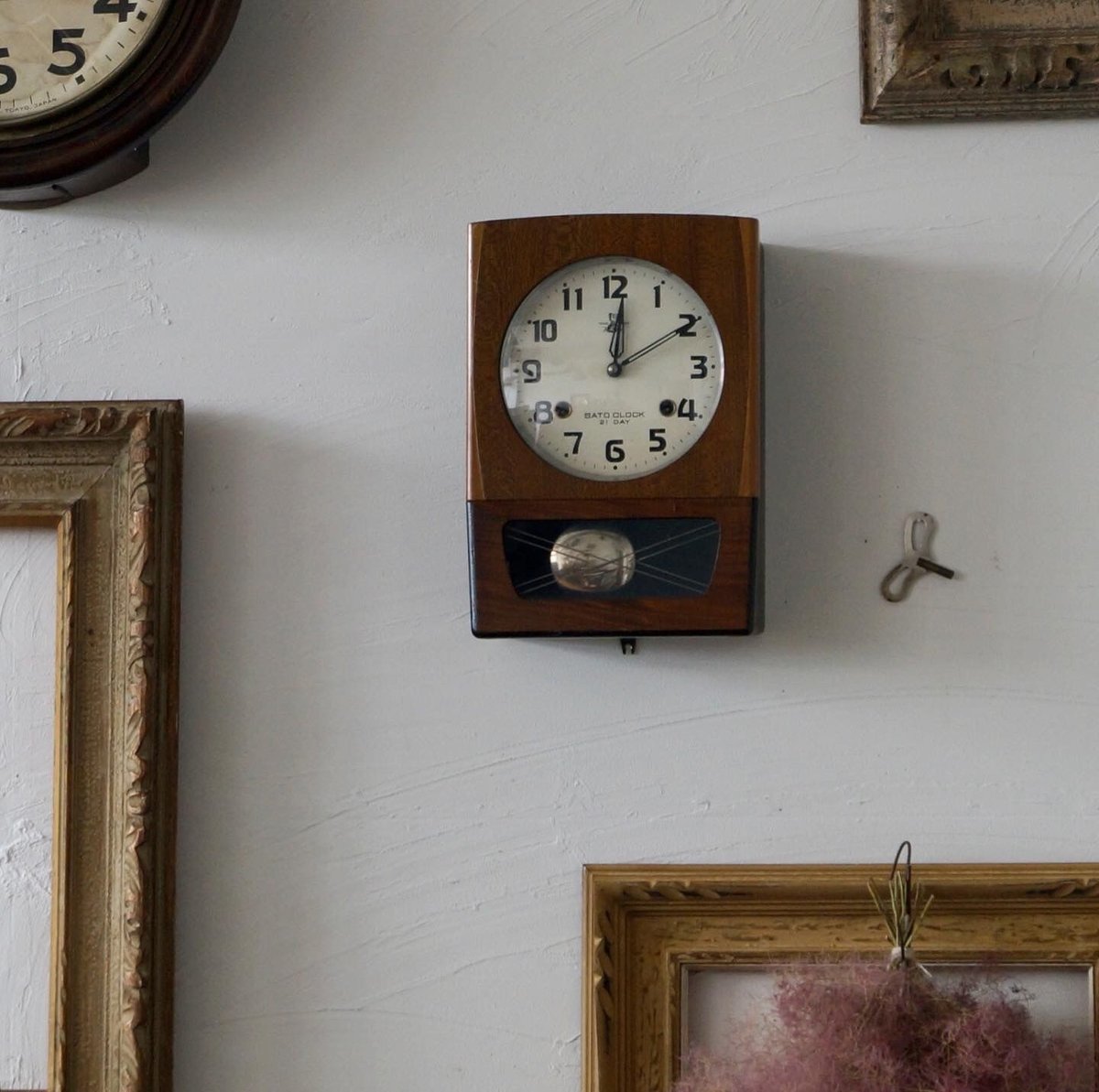 佐藤時計(Sato)「Flora」ゼンマイ式振り子時計　昭和30年代 佐藤時計(Sato)「Flora」ゼンマイ式振り子時計 昭和30年代