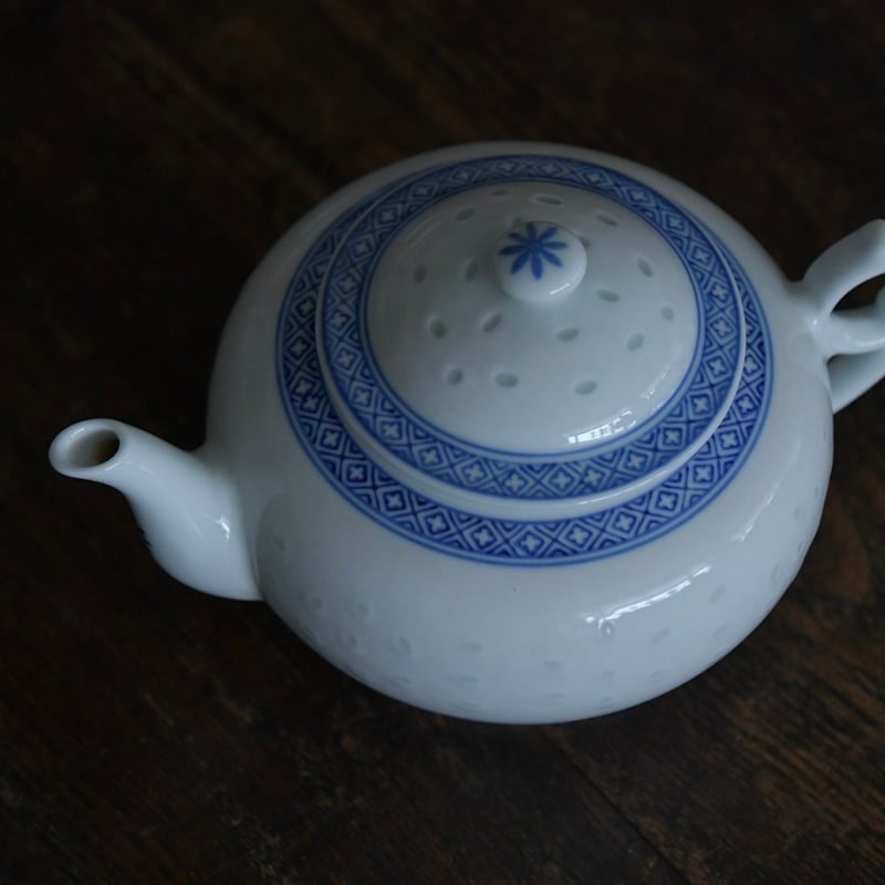 新品未使用品　景徳鎮　青磁ティーポット&ティーカップのセット 景徳鎮 ティーポット・カップ＆ソーサーセット | 安濃古道具店