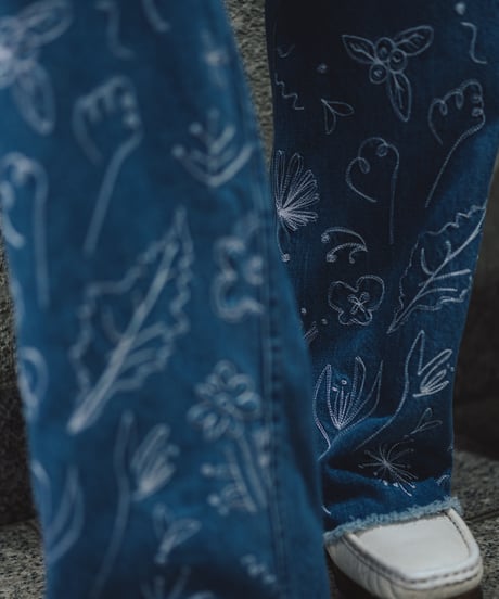 【ya-23105】
embroidery denim pants