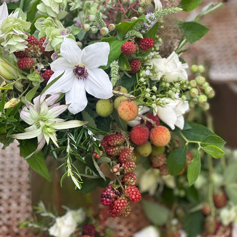 ナチュラルな花束 花束 ナチュラル | PEU・CONNU STORE