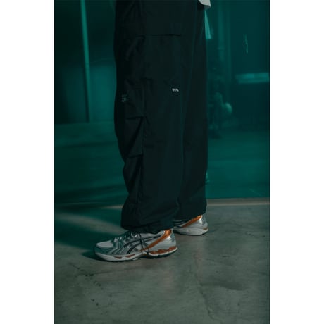 TASLAN NYLON  OVER SIZE PANTS_BLE