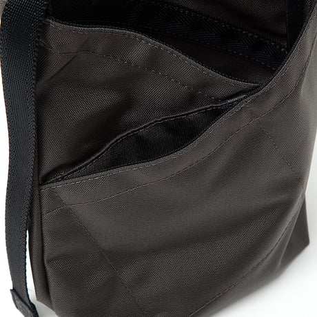 AZUMA SHOULDER BAG  NYLON OXFORD for CITY COUNTRY CITY_CHARCOAL