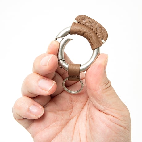 ROUND KEY RING  COW LEATHER for CITY COUNTRY CITY_BROWN