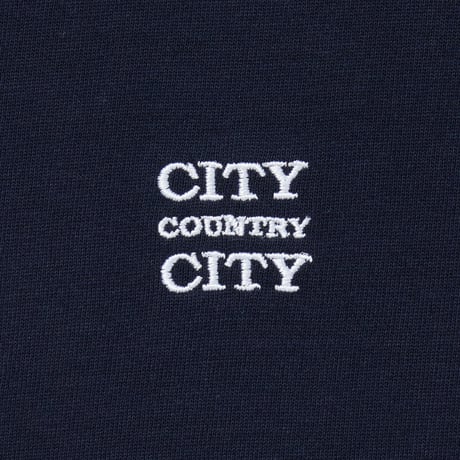 EMBROIDERD LOGO BORDER  T-SHIRT