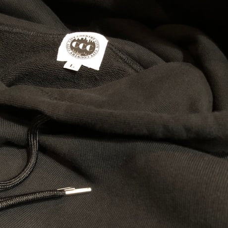 SMALL LOGO EMBROIDERY HOODIE