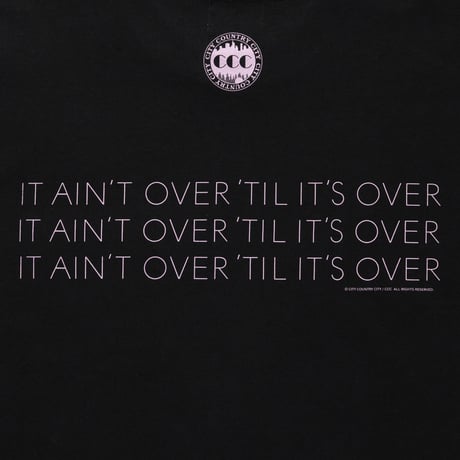 COTTON POCKET T-SHIRT_IT AINT OVER TIL IT'S OVER_BLACK