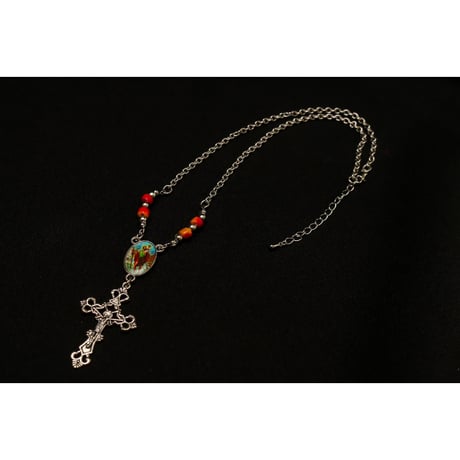 【Hiina Rose】／ロザリオ調デザイン クロス・チェーンネックレス（レッド）