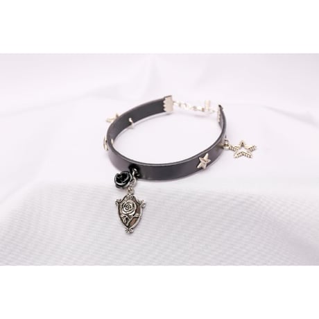 【Hiina Rose】／アンティークローズ・レザーブレスレット（ブラック）