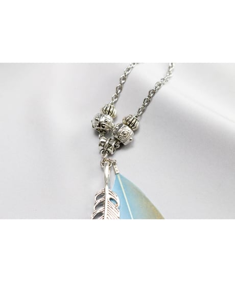 【Hiina Rose】／リアルフェザー×メタルフェザー・チェーン ネックレス（ブルー)【数量限定販売】