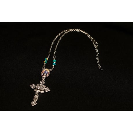 【Hiina Rose】／ロザリオ調デザイン クロス・チェーンネックレス（ブルー）