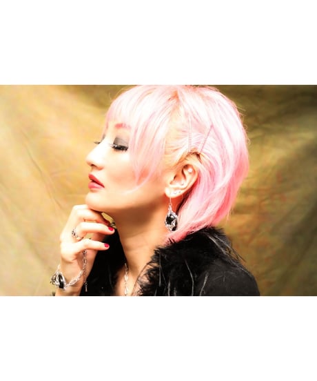 【Hiina Rose】／バット×クロス ゴシック調デザイン ピアス（ブラック）／【数量限定販売】