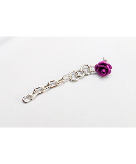 【Hiina Rose】／6way！メタルチェーン・ローズピアス（パープルローズ）