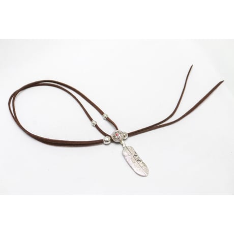 【Hiina Rose】／ウェスタン調 スエード ダブルクロス ブレスレット（ダークブラウン）