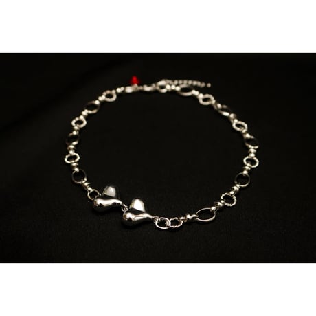 【Hiina Rose】／デザインチェーン・メタリックダブルハート ネックレス（シルバー）