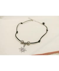 【Hiina Rose】／ウエスタン調・クロススター・カラーレザー ネックレス（ブラック）