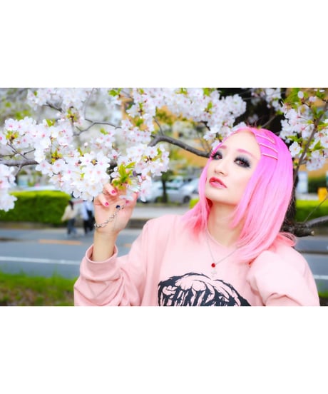 【Hiina Rose】／デザインクロス・ハートラインストーン付き ネックレス（レッド）