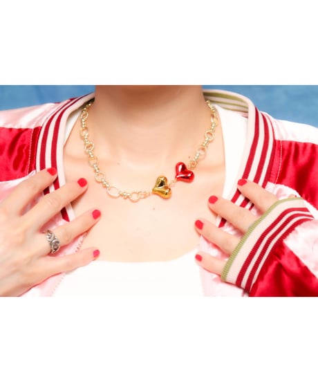 【Hiina Rose】／デザインチェーン・メタリックダブルハート ネックレス（レッドゴールド）
