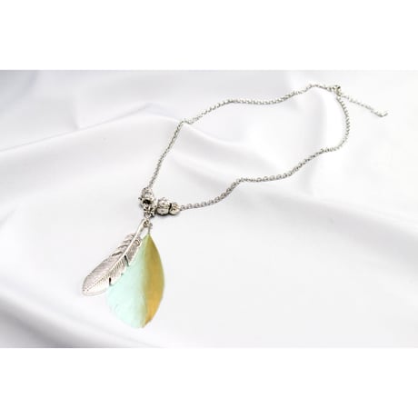 【Hiina Rose】／リアルフェザー×メタルフェザー・チェーン ネックレス（アクア)【数量限定販売】