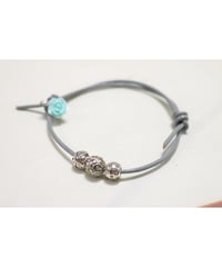 【Hiina Rose】／ウエスタン調・カラーレザー ブレスレット（スモークブルー）