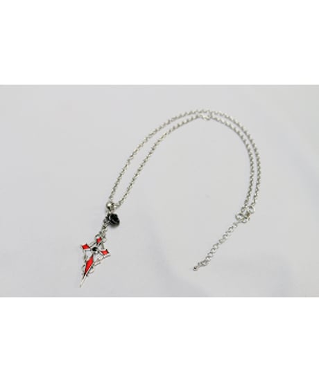 【Hiina Rose】／ゴシック調 ストーン付きレッドクロス・チェーンネックレス（ストーン＝ブラック／50cm）