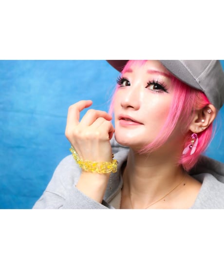 【Hiina Rose】／HINAネーム入り！ アクリルチェーン・バタフライ ブレスレット（クリアーイエロー）