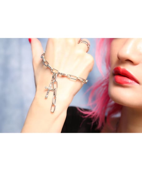 【Hiina Rose】／デザインチェーン×メタルクロス ブレスレット