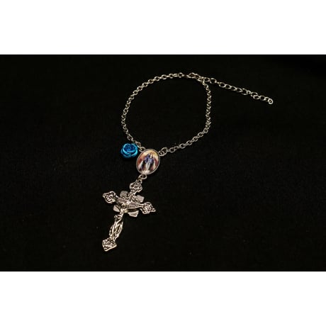 【Hiina Rose】／ロザリオ調デザイン クロス・チェーンブレスレット（ブルー）