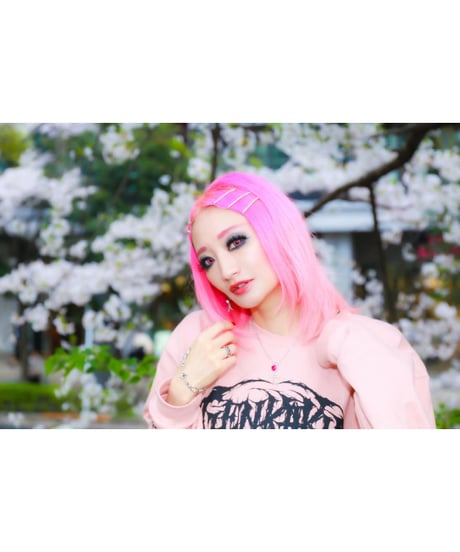 【Hiina Rose】／デザインクロス・ハートラインストーン付き ネックレス（フューシャピンク）