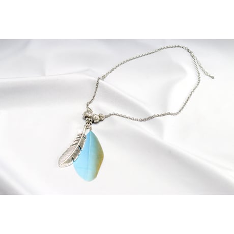 【Hiina Rose】／リアルフェザー×メタルフェザー・チェーン ネックレス（ブルー)【数量限定販売】