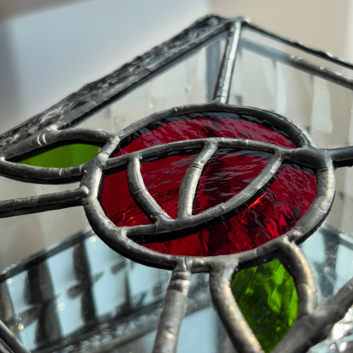 ステンドグラスリングピロー