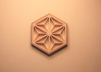 三ツ組手コースター《角なし》　意匠：麻の葉