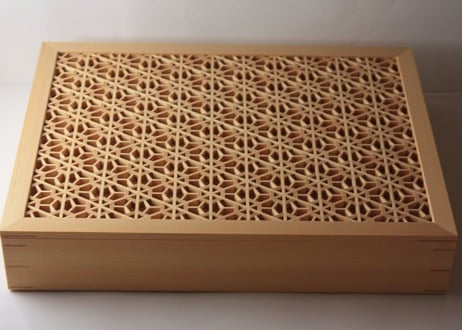 金色の装飾文箱　木製 金色の装飾文箱 木製 CATEGORY 文箱 | 指勘建具工芸 sashikan