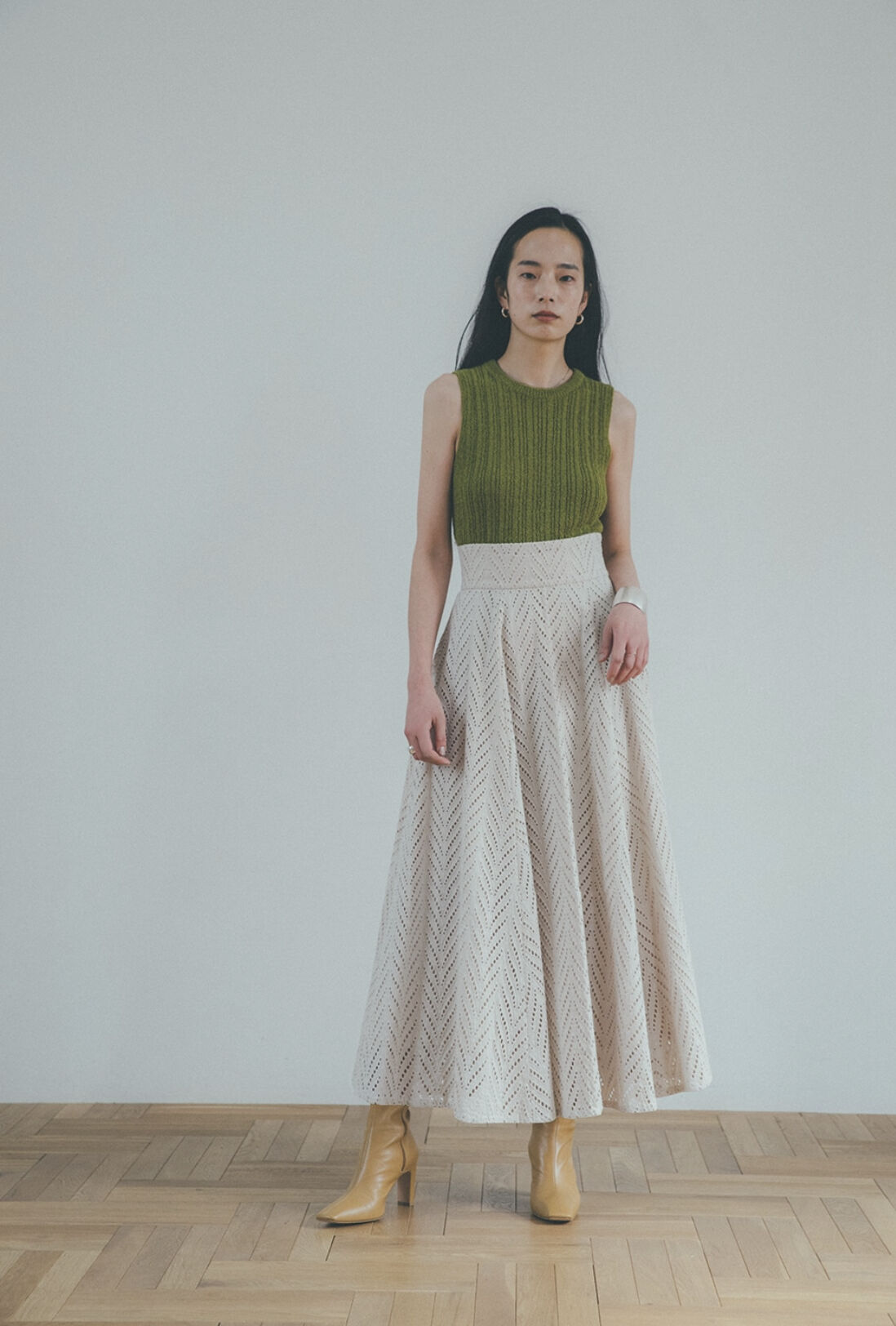 CUT EMBROIDERY FLARE SKIRT / CLANE /クラネ