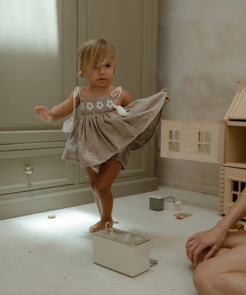 ワンピース Son and Daughter Oilio Embroidery Sets Son and Daughter - Oilio Embroidery Sets | UANDEL