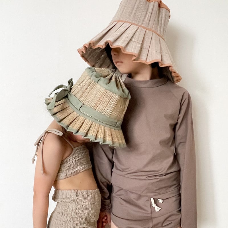 son and daughter - louni swimwear (Tripoli) |