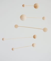 【予約販売商品】Kinetic Levi - Monika Wood hanging kinetic mobile