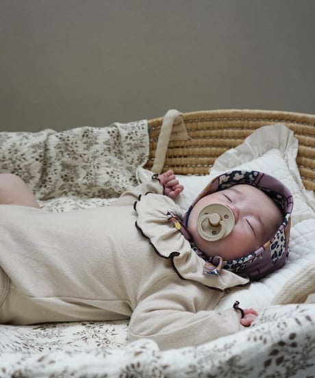 UANDEL - Mellow Collared Romper (Ivory)