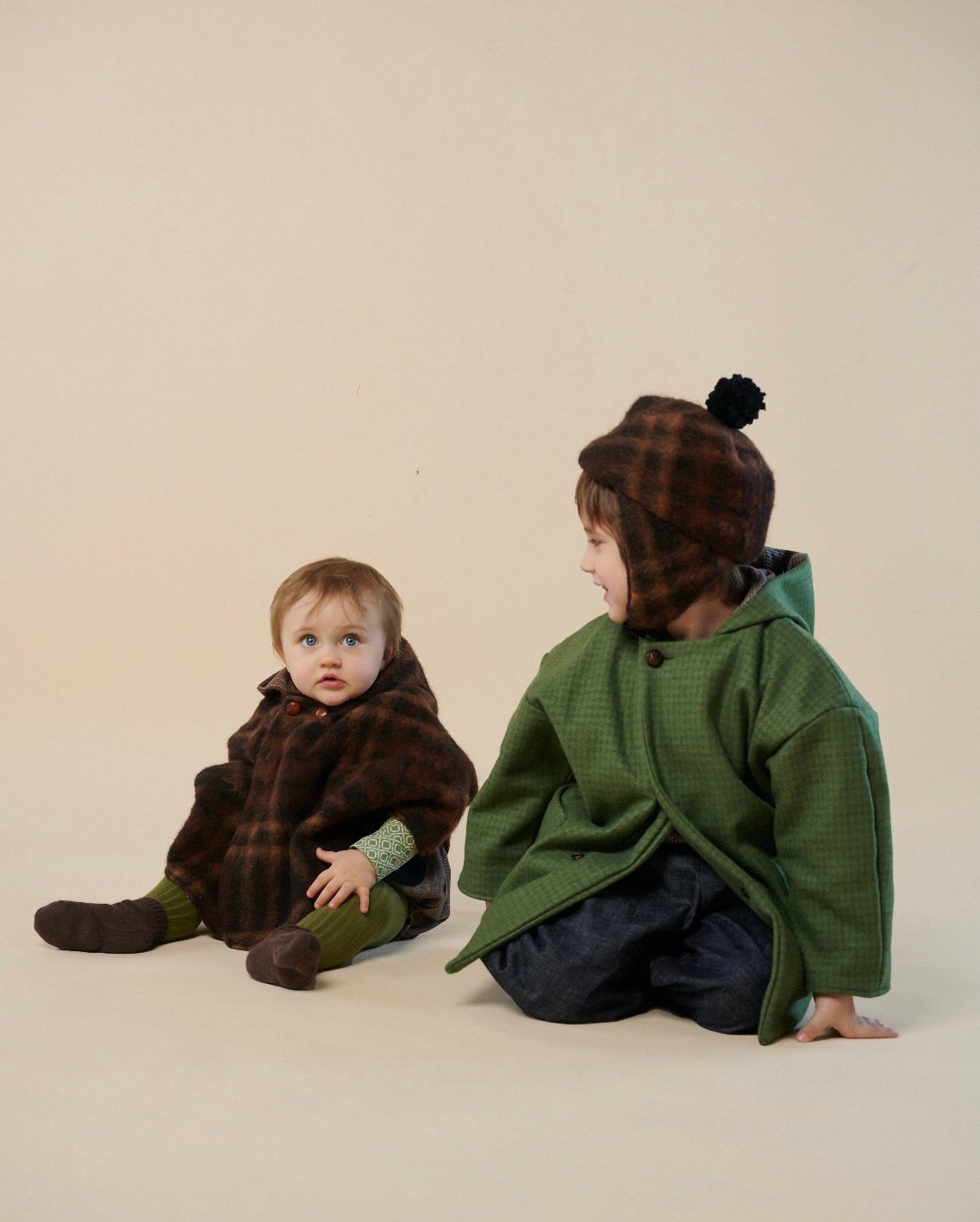 コート hello Lupo poncho, orzo 4-5y コート hello Lupo poncho, orzo 4-5y Welcome to Hello Lupo