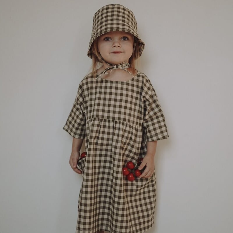 organiczoo olive gingham ロンパース　帽子 organic zoo - Olive Gingham Bucket Sun Hat | U
