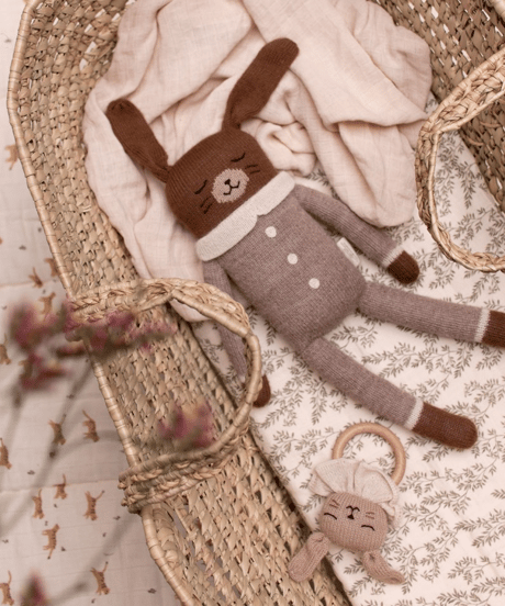 main sauvage - Muslin swaddle blanket